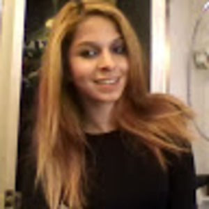 Meet your Posher, Chloe